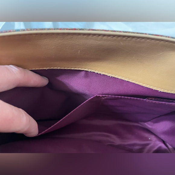 **SOLD** Vintage Etro Iconic Paisley Shoulder Bag - Picture 10 of 16